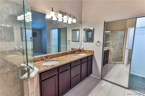 Bath - 1173 S Fairview Loop, Lecanto, FL 34461 photo 1 of 5
