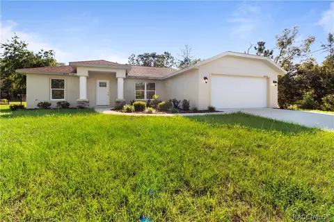 6243 N Matheson Dr, Dunnellon, FL 34434