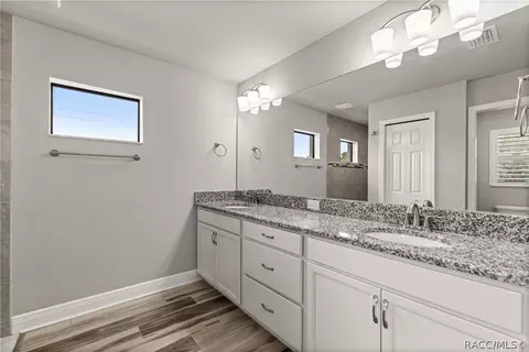 Bath - 3206 N Annapolis Ave, Hernando, FL 34442 photo 1 of 4