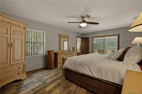 Bedroom - 390 W Britain St, Hernando, FL 34442 photo 1 of 7