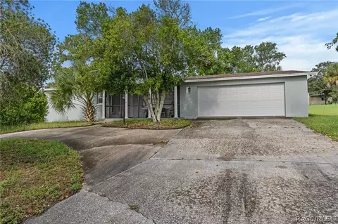 106 S Lucille St, Beverly Hills, FL 34465