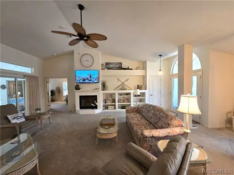 Living - 782 E Keller Ct, Hernando, FL 34442 photo 3 of 4