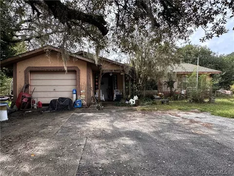 4700 W Oakhill St, Dunnellon, FL 34433