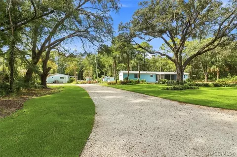 8011 W Fern Pl, Homosassa, FL 34448