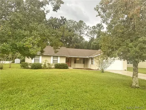17 Sycamore Cir, Homosassa, FL 34446