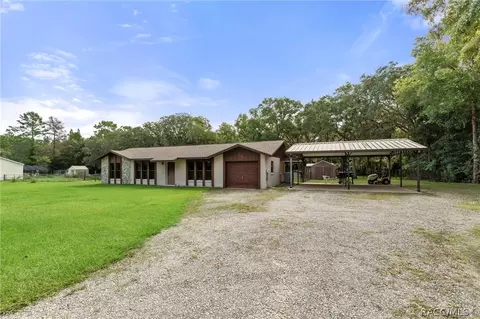 1931 S Colonial Ave, Homosassa, FL 34448