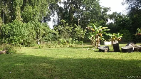 8065 E Gobbler Ct, Floral City, FL 34436