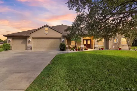 5 Nemesia Ct W, Homosassa, FL 34446
