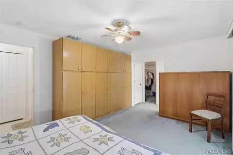 Bedroom - 337 E Buckingham Dr, Lecanto, FL 34461 photo 2 of 5