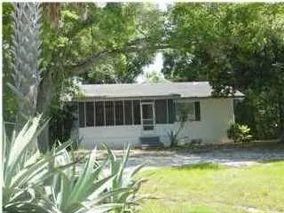 206 NW 3rd St, Carrabelle, FL 32322 photo 1