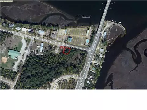114 River Rd, Carrabelle, FL 32322 photo 1