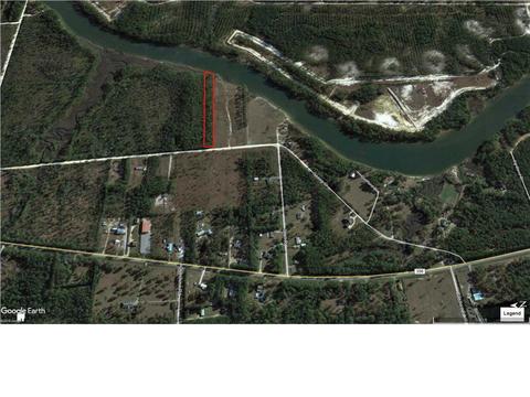 512 Long St, Overstreet, FL 32456