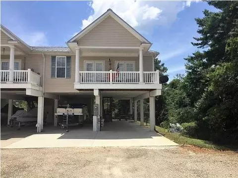 509 E Meridian Ave #D, Carrabelle, FL 32322 photo 1