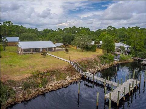 393 River Rd, Carrabelle, FL 32322 photo 1