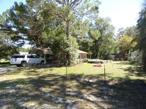 714 W 3rd St, Carrabelle, FL 32322 photo 5