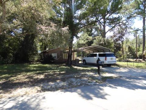 714 W 3rd St, Carrabelle, FL 32322 photo 1