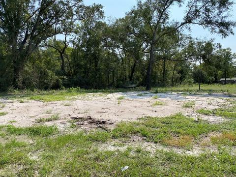 712 4th St, Carrabelle, FL 32322 photo 4