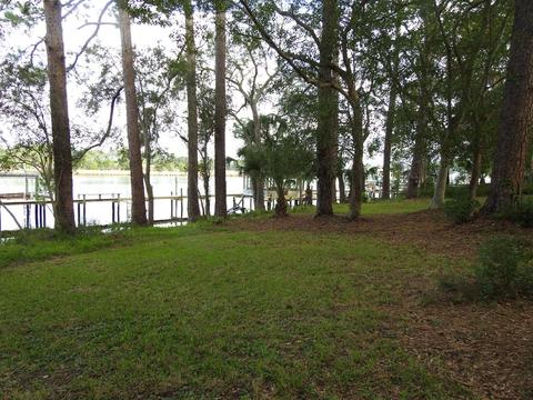 703 Riverview Dr, Carrabelle, FL 32322 photo 21