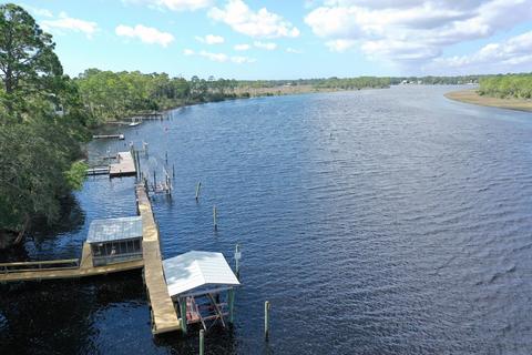 703 Riverview Dr, Carrabelle, FL 32322 photo 15