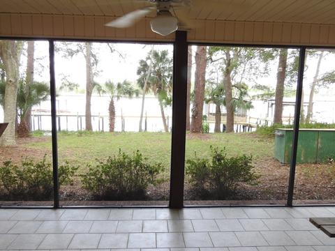 703 Riverview Dr, Carrabelle, FL 32322 photo 11