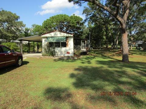 143 Delaware St, Carrabelle, FL 32322 photo 1