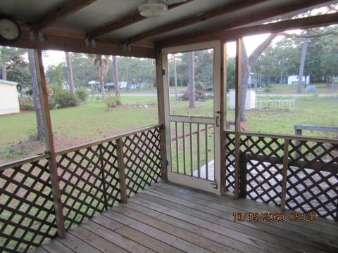 143 Delaware St, Carrabelle, FL 32322 photo 10