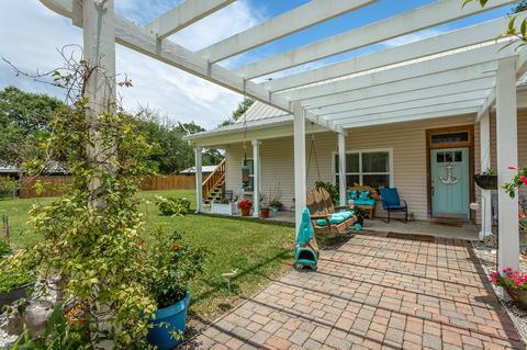 2610 Oak St, Carrabelle, FL 32322 photo 10