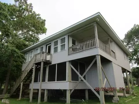 2532 Hwy 98 E, Carrabelle, FL 32322 photo 1