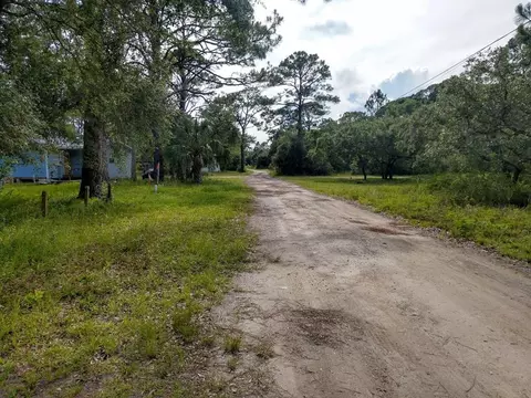 1723 Spacey Dr, Carrabelle, FL 32322 photo 11