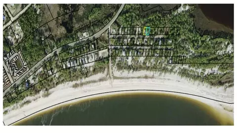 1723 Spacey Dr, Carrabelle, FL 32322 photo 3