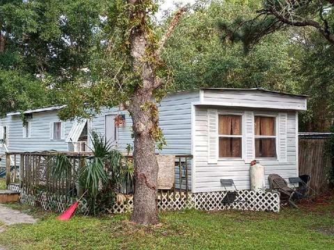 1213 2nd St, Carrabelle, FL 32322 photo 1