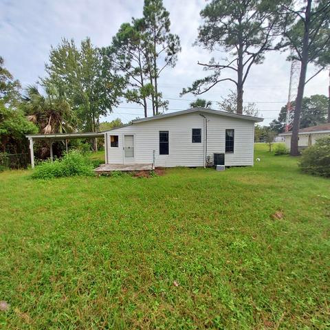 305 Ave B, Carrabelle, FL 32322 photo 3
