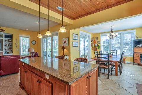 2498 Hwy 98 E, Carrabelle, FL 32322 photo 10