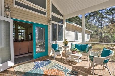 435 Mill Rd, Carrabelle, FL 32322 photo 2