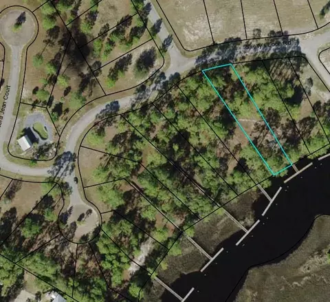 523 Shellys Loop Rd, Carrabelle, FL 32322 photo 4