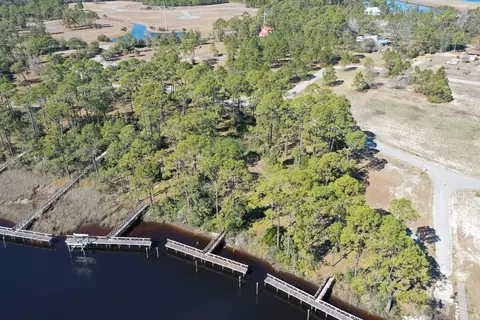 523 Shellys Loop Rd, Carrabelle, FL 32322 photo 6