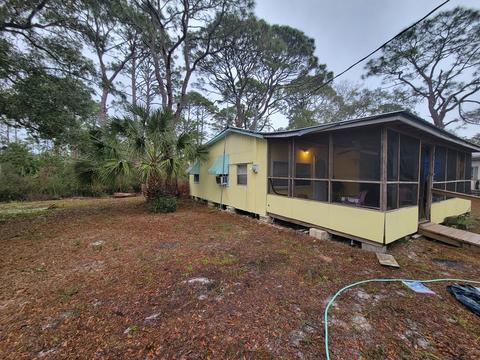 1737 Spacey Dr, Carrabelle, FL 32322 photo 4