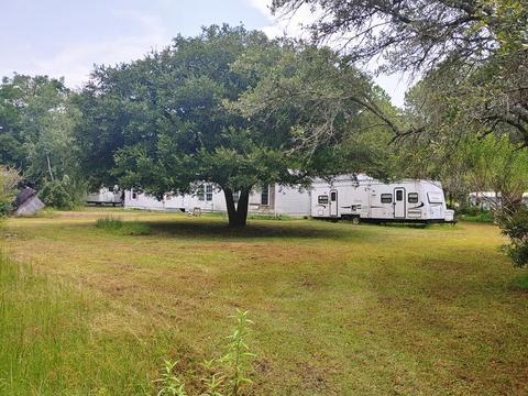 157 West Dr, Carrabelle, FL 32322 photo 1