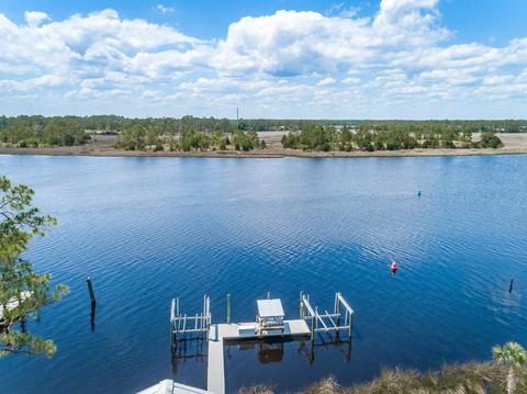 601 River View Dr, Carrabelle, FL 32322 photo 11