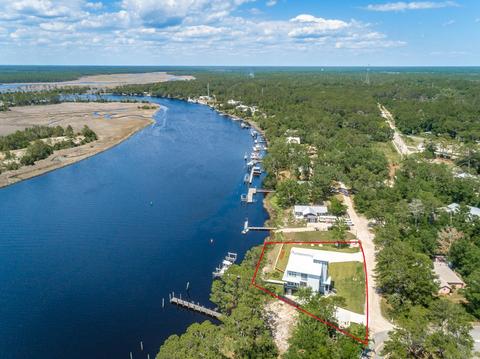 601 River View Dr, Carrabelle, FL 32322 photo 6