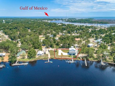 601 River View Dr, Carrabelle, FL 32322 photo 2