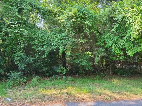 2 Hillside Dr, Quincy, FL 32351