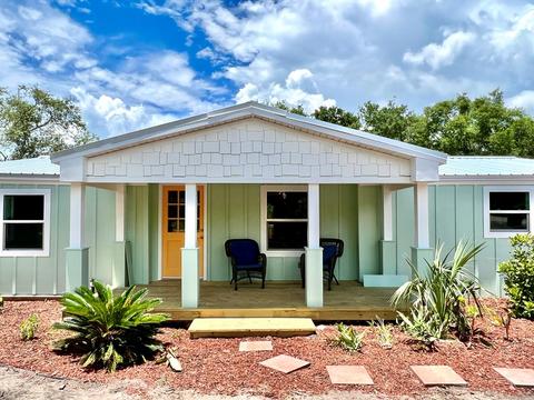 705 SE 7th St, Carrabelle, FL 32322 photo 3