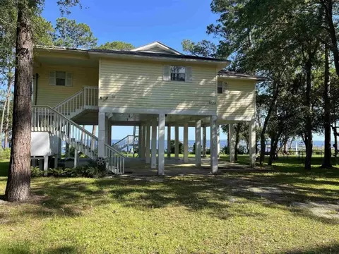 2524 Hwy 98 E, Carrabelle, FL 32322 photo 1