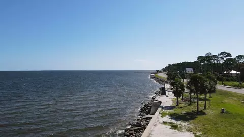 2152 Hwy 98 W, Carrabelle, FL 32322