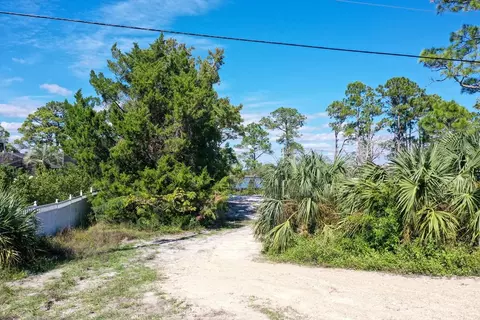 183 River Rd, Carrabelle, FL 32322 photo 12
