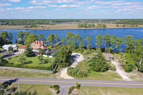 183 River Rd, Carrabelle, FL 32322 photo 4