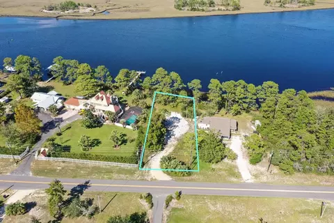 183 River Rd, Carrabelle, FL 32322 photo 1