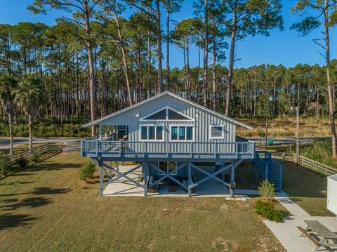 3010 Hwy 98 E, Carrabelle, FL 32322 photo 2