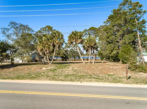 131 River Rd, Carrabelle, FL 32322 photo 1